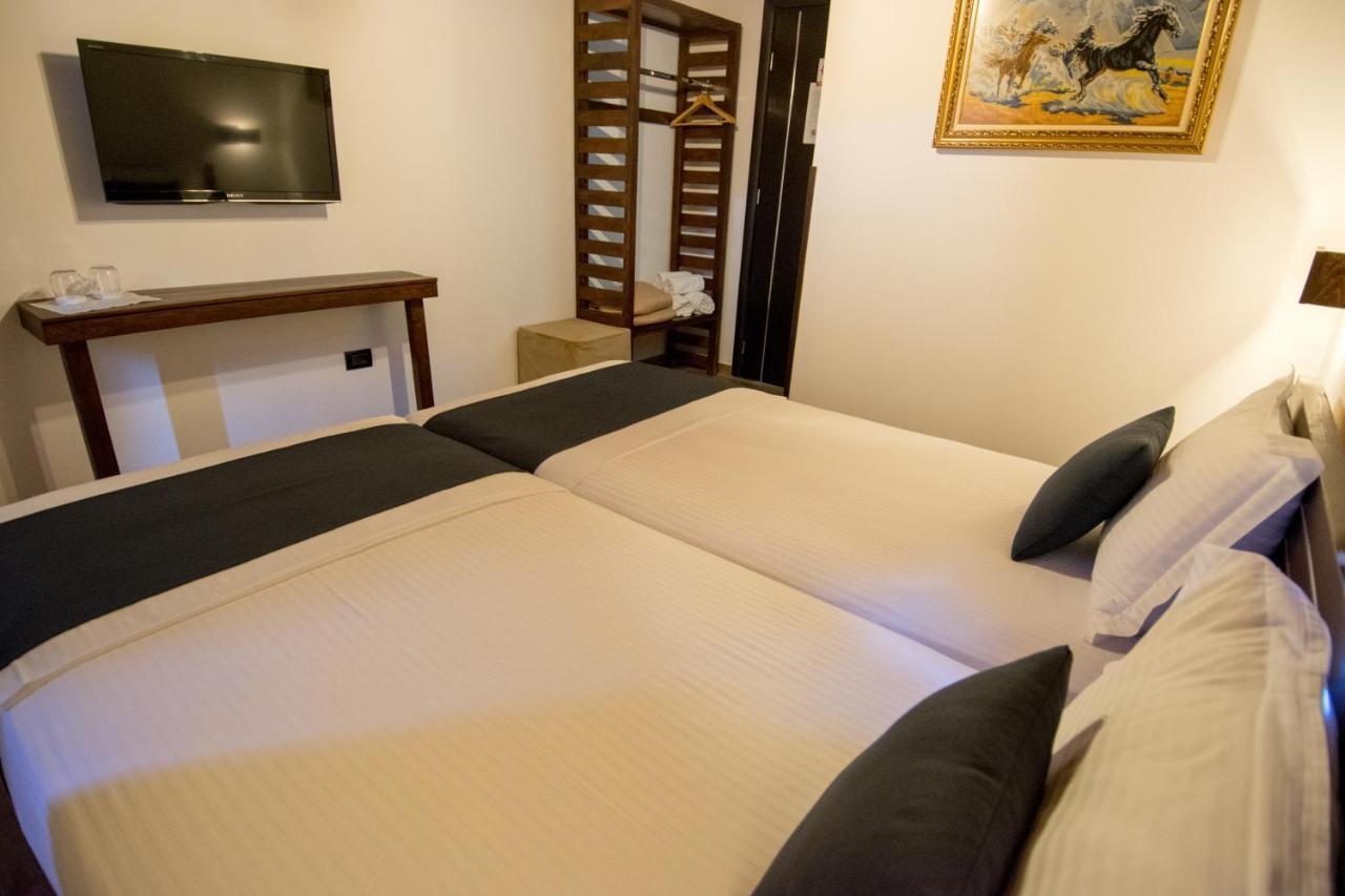 Kale Guesthouse Gjirokastër المظهر الخارجي الصورة