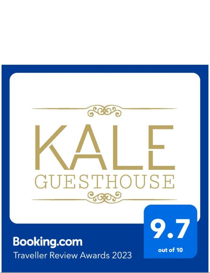 Kale Guesthouse Gjirokastër الغرفة الصورة
